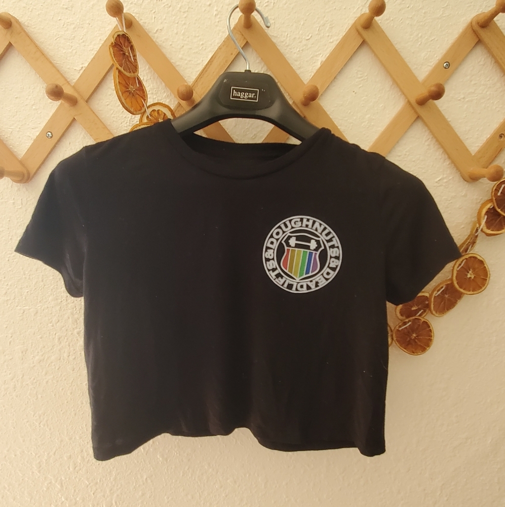 Doughnuts and Deadlifts crop tee